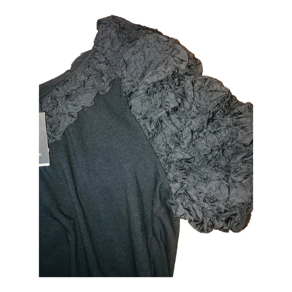 Andrew Marc NY black v-neck‎ ruffle puffy neckline exaggerated sleeve top shirt - Picture 4 of 16